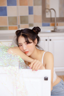 向日葵视频APP无限看-丝瓜IOS苏州晶体公司